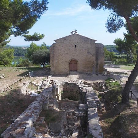 Le Provencal Lejlighed Saint-Mitre-les-Remparts Eksteriør billede